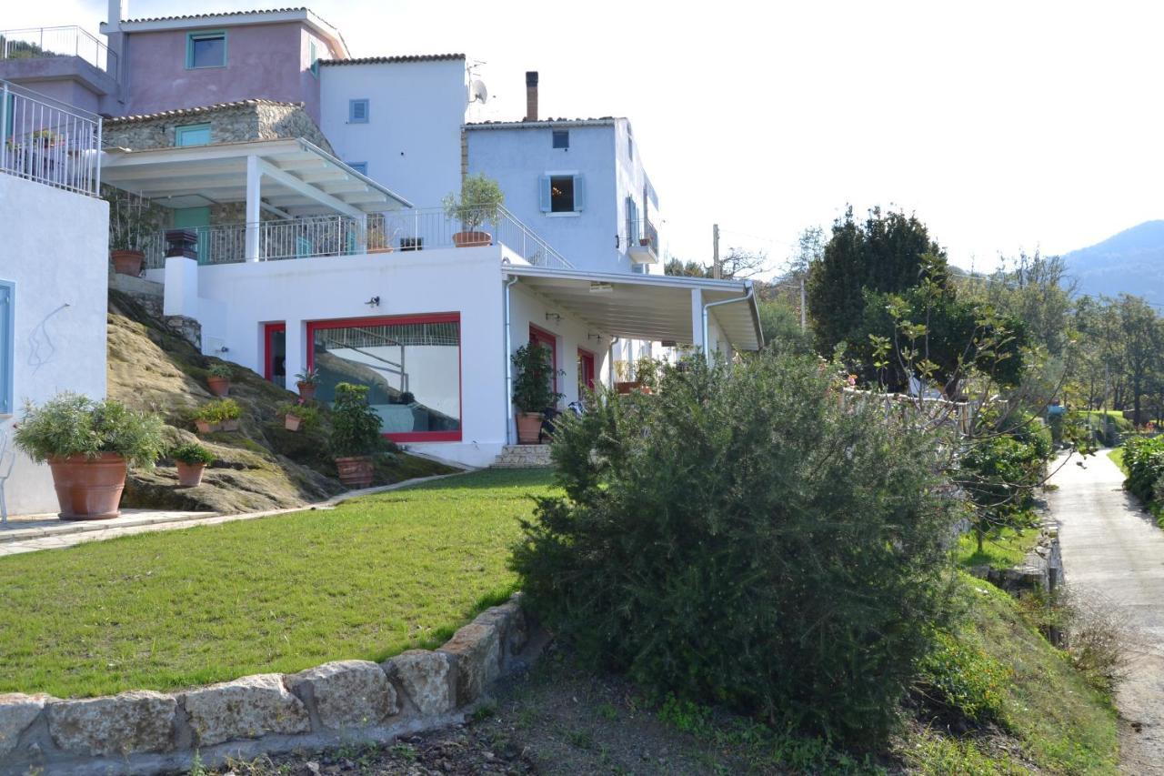 Borgo Rosso Di Sera Resort San Lucido Dış mekan fotoğraf