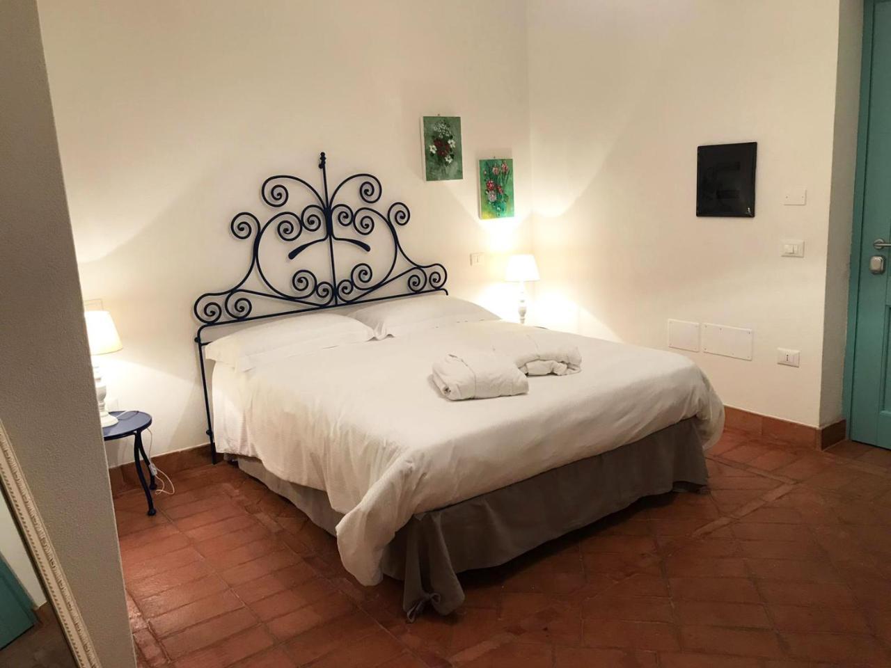 Borgo Rosso Di Sera Resort San Lucido Dış mekan fotoğraf