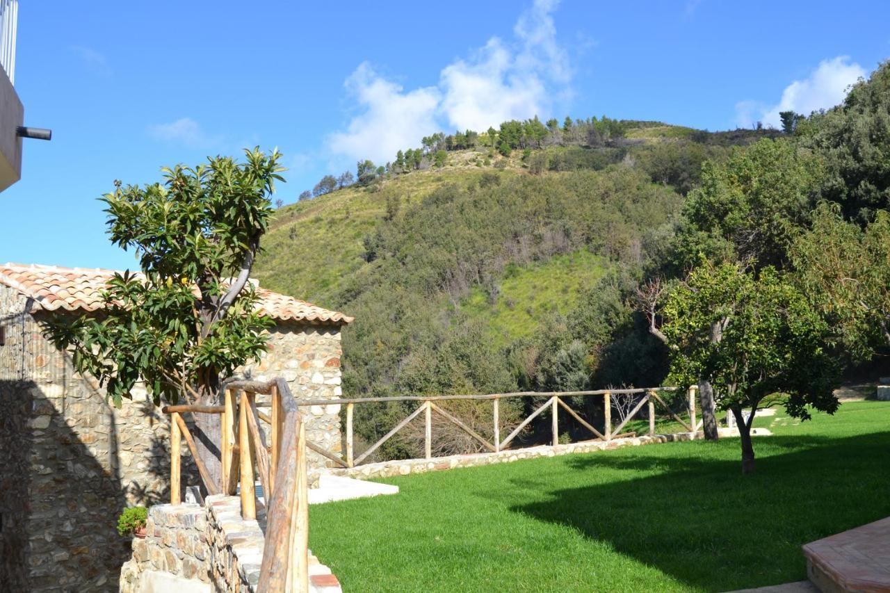 Borgo Rosso Di Sera Resort San Lucido Dış mekan fotoğraf