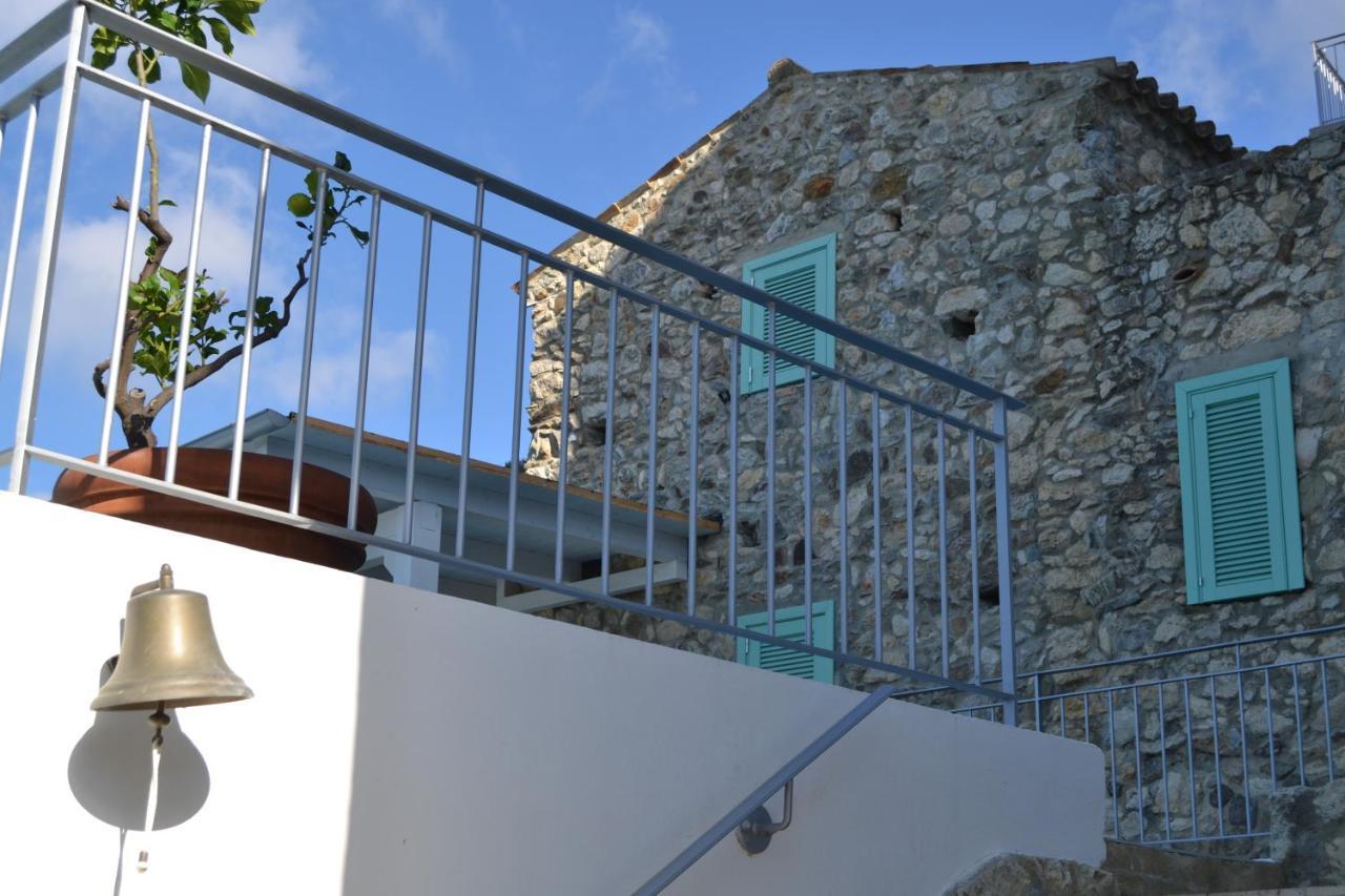 Borgo Rosso Di Sera Resort San Lucido Dış mekan fotoğraf