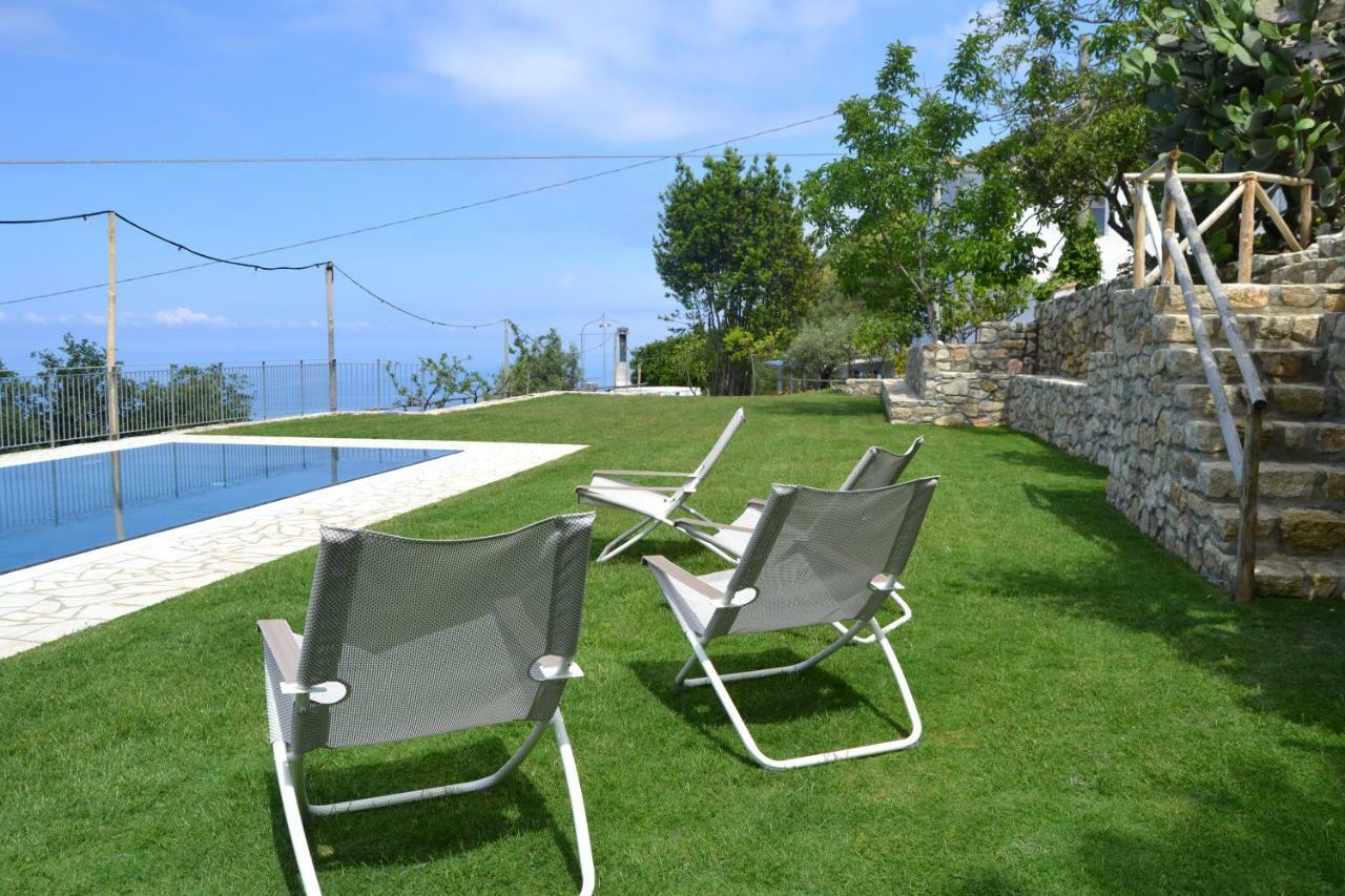Borgo Rosso Di Sera Resort San Lucido Dış mekan fotoğraf