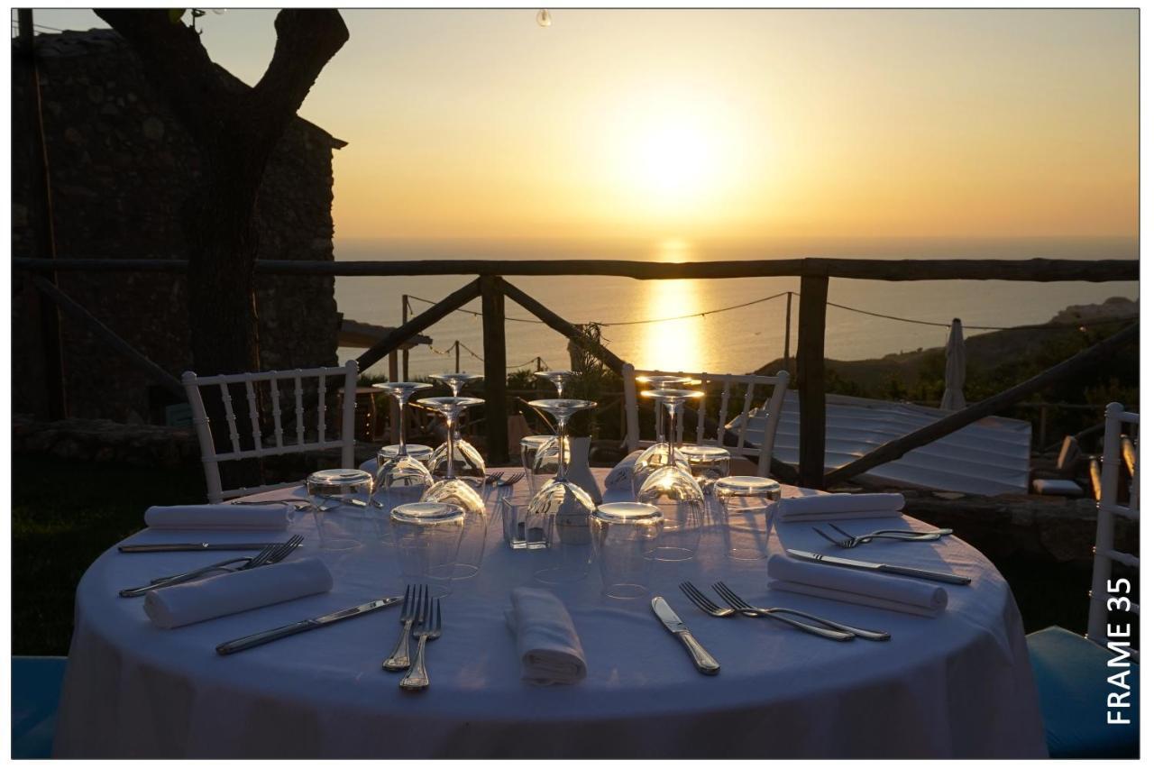 Borgo Rosso Di Sera Resort San Lucido Dış mekan fotoğraf